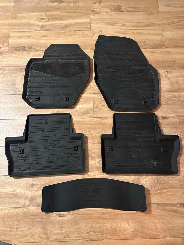 Volvo V60 Rubber Mattenset Origineel tot modeljaar 2016, Auto-onderdelen, Interieur en Bekleding, Volvo, Gebruikt, Ophalen