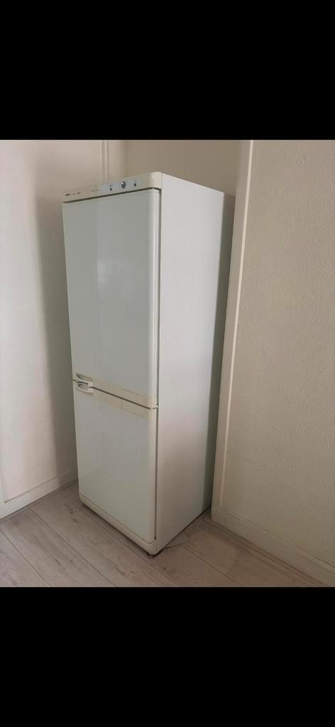 Bosch koel/vriescombinatie, Witgoed en Apparatuur, Koelkasten en IJskasten, Gebruikt, Met aparte vriezer, 200 liter of meer, 160 cm of meer