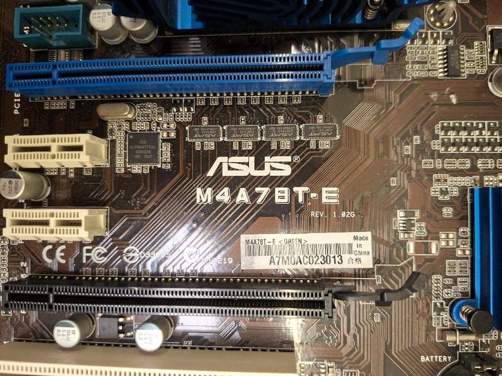 Asus M4A78T-E moederbord Socket AM3 (ATX), Computers en Software, Moederborden, Gebruikt, AMD, DDR3, Ophalen of Verzenden