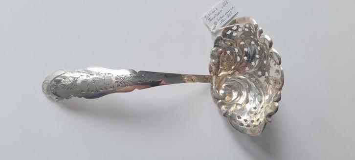 Zilveren strooilepel 1866, Antiek en Kunst, Antiek | Goud en Zilver, Zilver, Verzenden