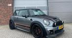 Unieke Mini cooper s r56 John cooper works, Auto's, Voorwielaandrijving, Zwart, 4 cilinders, 4 stoelen