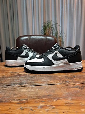 Nike Air Force 1 Mesh 'Panda' Size 40 beschikbaar voor biedingen