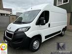 Peugeot Boxer 2.2 BlueHDi 140pk L2H2 Pro|Standkachel|Camera, Stof, Euro 6, 4 cilinders, Wit