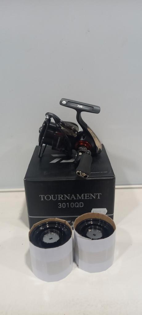 Daiwa Tournament 3010QD, Watersport en Boten, Hengelsport | Witvissen, Nieuw, Overige typen, Ophalen of Verzenden