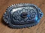 Oude zilveren broche met rode steen, Minder dan 4 cm, Ophalen of Verzenden, Zo goed als nieuw, Nvt
