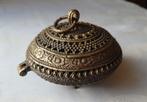Antiek bronzen kriuid / scent brander, Indie? Tibet?, Antiek en Kunst, Ophalen of Verzenden, Brons
