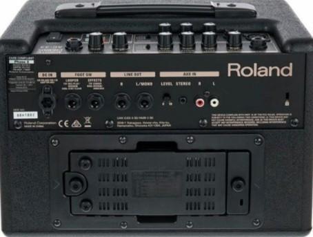Roland AC33, Muziek en Instrumenten, Versterkers | Bas en Gitaar, Zo goed als nieuw, Minder dan 50 watt, Ophalen