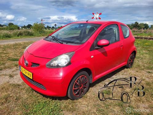 Toyota Aygo 1.0-12V + AIRCO NIEUWE APK, Auto's, Toyota, Bedrijf, Te koop, Aygo, ABS, Airbags, Airconditioning, Alarm, Centrale vergrendeling
