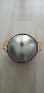 Chinese stalen wokpan met deksel en houten handvat- NIEUW, Overige materialen, Inductieplaat, Nieuw, Ophalen of Verzenden