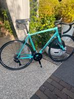 Zeer mooie Bianchi racefiets, Fietsen en Brommers, Fietsen | Racefietsen, Carbon, Zo goed als nieuw, 57 tot 61 cm, Meer dan 20 versnellingen