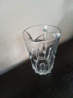 Bierkan , zware glazen schenkkan schenk kan
De hoogte is 23., Ophalen of Verzenden, Nieuw, Overige typen