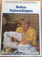 Boek = Zelf mode maken Modieus Naaien en Knippen, Hobby en Vrije tijd, Kledingpatronen, Vrouw, Verzenden