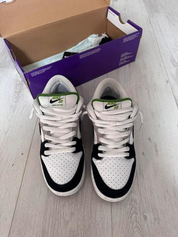Nike SB Dunk Low Chlorophyll beschikbaar voor biedingen