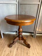 Ronde klassieke bijzettafel notenhout 60cm hoog, Ophalen