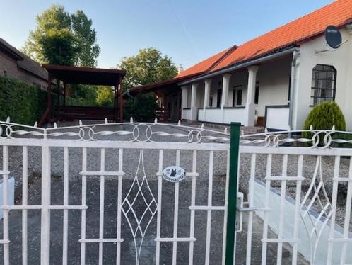 Hongarije Petony  mooi huis + gastenverblijf +bouwgrond, Huizen en Kamers, Buitenland, Overig Europa, Woonhuis, Dorp, Verkoop zonder makelaar