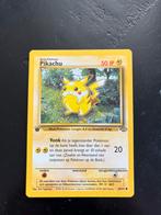 First edition pikachu jungle, Hobby en Vrije tijd, Verzamelkaartspellen | Pokémon, Ophalen of Verzenden, Zo goed als nieuw, Losse kaart