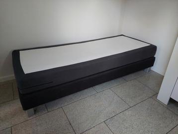 Boxspring (antraciet) met matras (grijs)  - 80x200 beschikbaar voor biedingen