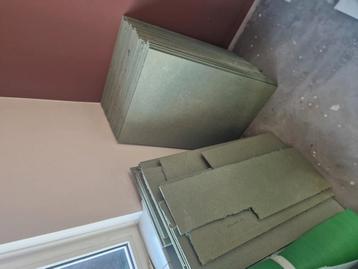 Circa 50 ondervloer platen 7mm beschikbaar voor biedingen