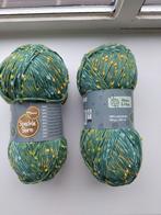2 nieuwe bollen Alison & Mae Speckle Yarn - Donkergroen, Hobby en Vrije tijd, Ophalen of Verzenden, Nieuw, Breien of Haken, Wol of Garen
