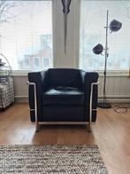 Cassina Le corbusier LC2 fauteuil, Huis en Inrichting, Fauteuils, Ophalen, Gebruikt, 50 tot 75 cm