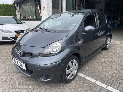 Toyota Aygo /Airco!, Auto's, Toyota, Bedrijf, Te koop, Aygo, ABS, Airbags, Airconditioning, Metallic lak, Radio, Startonderbreker