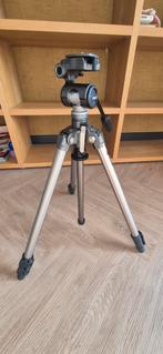 Velbon statief en statiefkop, Audio, Tv en Foto, Fotografie | Statieven en Balhoofden, Ophalen, Driepoot, Zo goed als nieuw, 150 tot 175 cm
