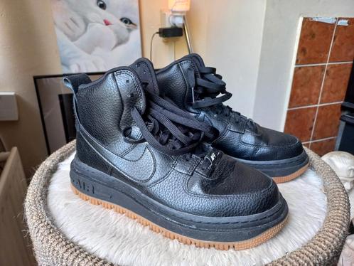 Lederen Nike Airforce utility high, maat 38,5, Kleding | Heren, Schoenen, Zo goed als nieuw, Ophalen of Verzenden