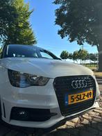 Audi A1 1.2 Tfsi 63KW SB 2013 Wit S Line, Auto's, Voorwielaandrijving, Stof, A1, Zwart
