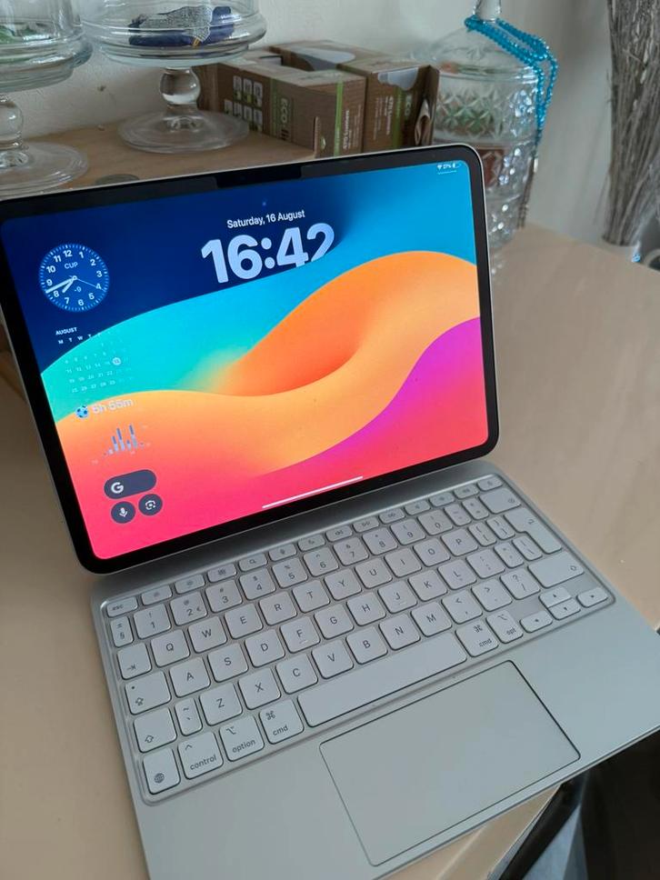 iPad Pro M4 Chip 11inch 256GB Met Magic Keyboard, Computers en Software, Apple iPads, Zo goed als nieuw, Apple iPad, 11 inch, Grijs