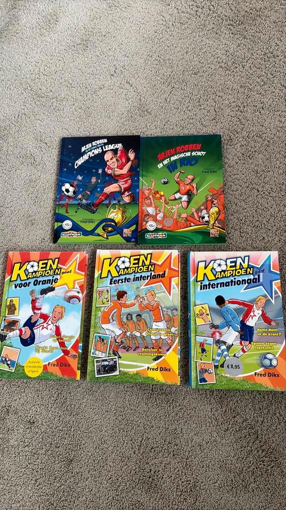 5 boeken Koen Kampioen en Arjen Robben Totaalprijs, Boeken, Kinderboeken | Jeugd | onder 10 jaar, Zo goed als nieuw, Fictie algemeen