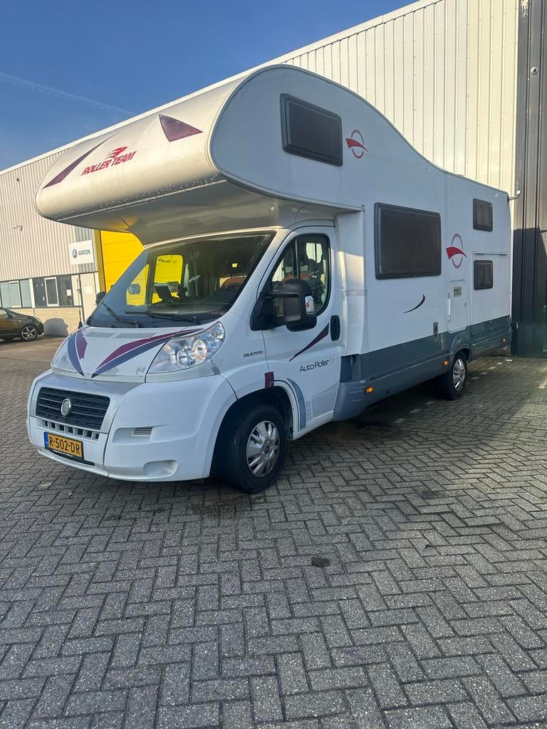 Caravans And Camping Roller