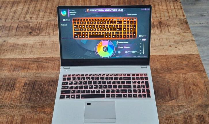 Bto i5-8265U/uhd 620/128gb/8gb/windows 11/gaming toetsenbord, Computers en Software, Windows Laptops, Zo goed als nieuw, 15 inch