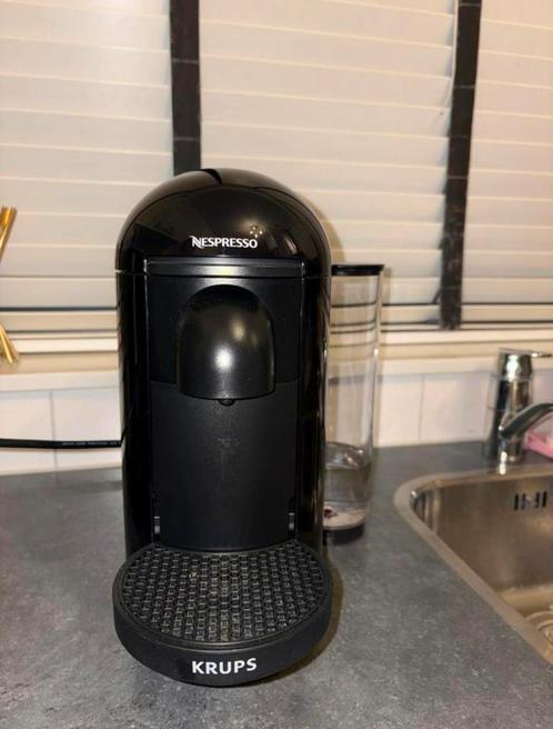 Nespresso koffie machine, Witgoed en Apparatuur, Koffiezetapparaten, Zo goed als nieuw, Ophalen