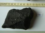 shungiet 520gram 26,00 Karelia mijn of shungite brok 370gram, Ophalen of Verzenden, Mineraal