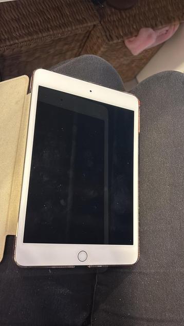 Ipad 4 mini , rosé gold beschikbaar voor biedingen