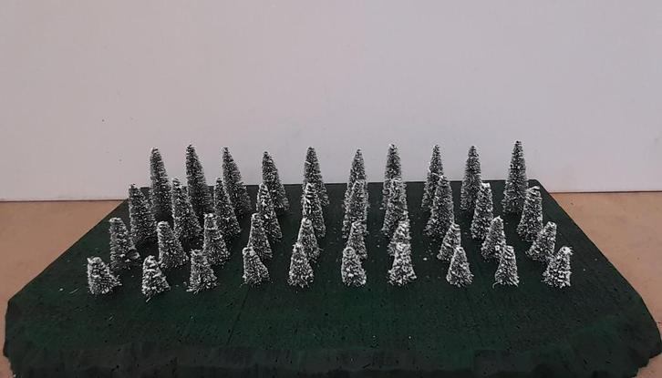 40 Besneeuwde Bomen assortiment N Spoor., Hobby en Vrije tijd, Modeltreinen | N-Spoor, Nieuw, Natuur, Gelijkstroom, Overige merken