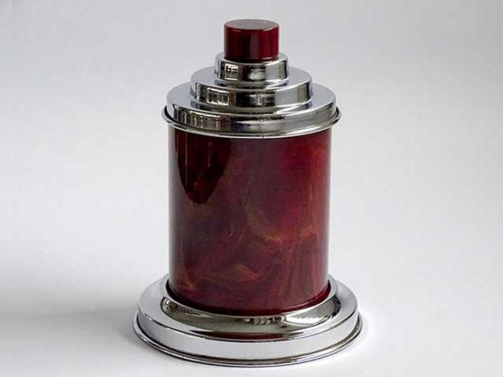 Art Deco chrome en donkerrood gevlamd catalin - bakeliet, Verzamelen, Rookartikelen, Aanstekers en Luciferdoosjes, Zo goed als nieuw