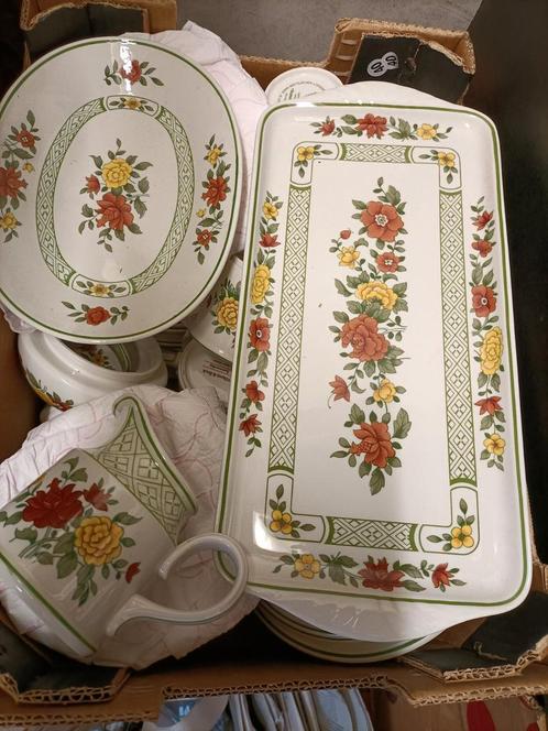 Villeroy en Boch summerday servies, Huis en Inrichting, Keuken | Servies, Ophalen of Verzenden