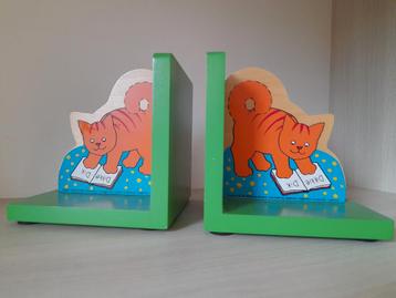 Dikkie Dik Boekensteunen beschikbaar voor biedingen