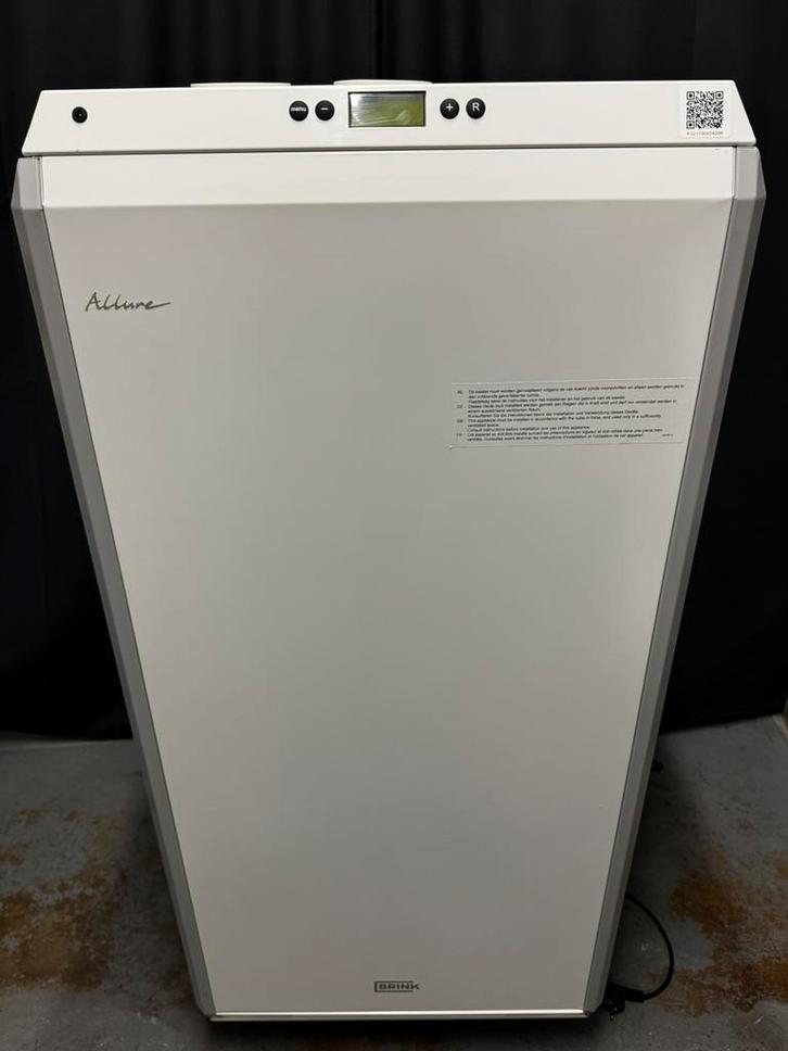 Brink Allure B40 HR V5 Upflow 3400 m3/h BJ 10-2022 (ZGAN), Doe-het-zelf en Verbouw, Verwarming en Radiatoren, Zo goed als nieuw