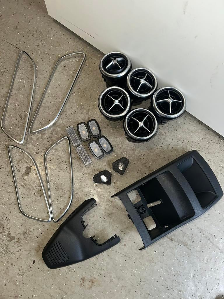 Mercedes CLA AMG interieur + verlichting + sierlijsten, Auto-onderdelen, Interieur en Bekleding, Ophalen, Gebruikt