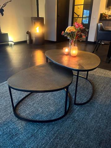 Set van 2 Salontafels antique gold beschikbaar voor biedingen
