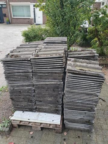 +/- 350 Gebruikte sneldekpannen in goede staat (op afspraak) beschikbaar voor biedingen