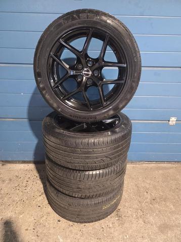 Originele Zwarte Borbet 17 Inch set inclusief Zomerbanden beschikbaar voor biedingen
