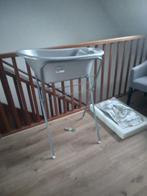 Baby badje met standaard en aankleedkussen, Kinderen en Baby's, Badjes en Verzorging, Gebruikt, Ophalen of Verzenden, Badje, Bébé-jou