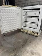 Siemens | Diepvries | onderbouw | 85 liter| 3 lades, Witgoed en Apparatuur, Vriezers en Diepvrieskisten, Gebruikt, Inbouw, 60 tot 90 cm