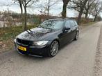 BMW 3-Serie 3.0 D 335 Touring AUT 2006 Zwart, Auto's, Achterwielaandrijving, 1800 kg, 2993 cc, 193 €/maand