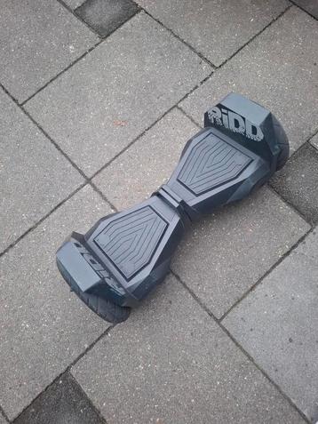 Hoverboard met luchtbanden beschikbaar voor biedingen