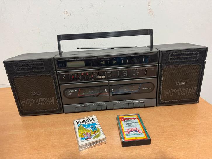 Vintage 3 Band Radio Cassette /SuperTech + AUX / Equalizer, Audio, Tv en Foto, Radio's, Ophalen of Verzenden