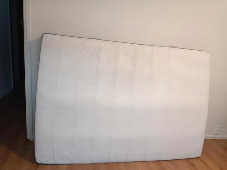 IKEA VESTERÖY Matras 140x200 - Gebruikt, Huis en Inrichting, Slaapkamer | Matrassen en Bedbodems, Gebruikt, 140 cm, Tweepersoons